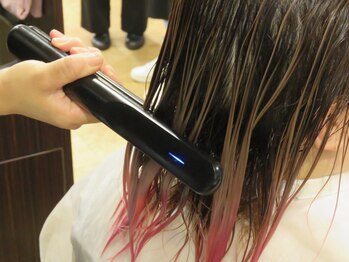 美容室カルの写真/乾燥やダメージ、エイジング毛にお悩みの方へ。超音波トリートメントで芯からうるおう”しなやか艶髪”に♪