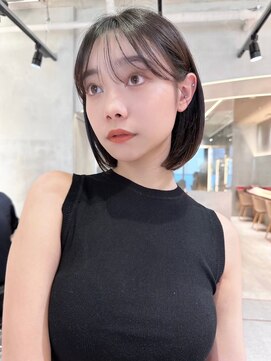 ヴィヴィー 青山表参道店(ViVIE) 湿気で広がりやすい方にオススメな縮毛矯正ボブ