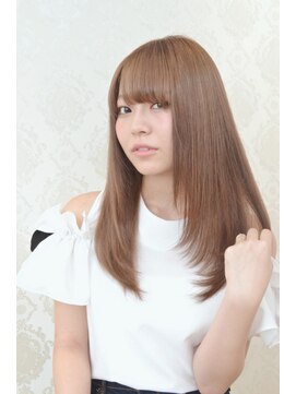 フォルテ 草薙店 うるつやナチュラルストレート☆