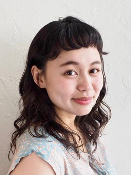 シェリー(Shelly) エアウェーブ+ミディアムボブ