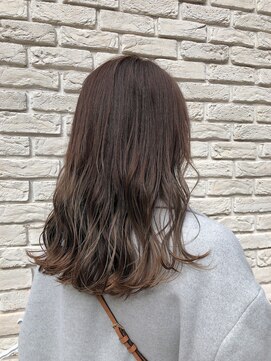 ネイヴィル(navile) ナチュラルベージュ