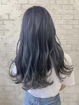 プライズ 池袋店(prize) ハイトーンカラーマーメイドアッシュ抜け感カラー　6121