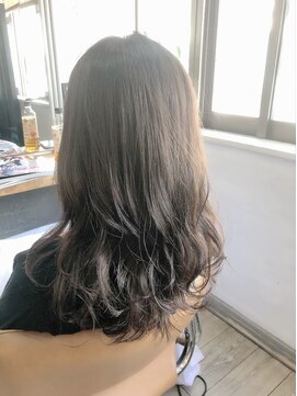 エルダーズバイユーレルム(L:der's by u-realm) 【髪色改善】白髪染めを使わない白髪染めで染めた透明感カラー