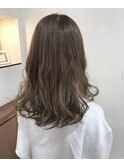 ナチュラルベージュ