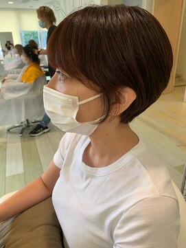 ヘアークラフト アニー 南郷18丁目店(HAIR CRAFT Annie) 耳かけショートボブ