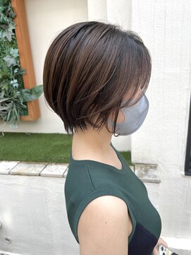 アフロートpd+ KOBE(AFLOATpd+) 大人可愛い20代30代40代前下がりショート丸みショート