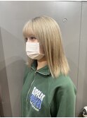 ホワイトベージュ