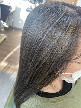 東京ヘアーサロン 白髪ぼかしハイライト