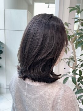 ザックギンザ(ZACC ginza) オリーブベージュ/外ハネ/くびれボブ/ミディアム