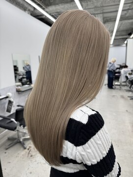 エゴル ナゴヤサカエ(ENGOL NAGOYA SAKAE) ブラウングレージュ/ハイトーンカラー