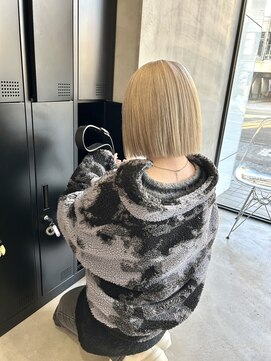 ムード タテマチ(mood tatemachi) あごしたボブ×ホワイトベージュ