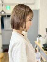 ネオリーブ クーロ(Neolive curro)&nbsp;小顔タッセルボブ×ぱつっとボブ[美髪/縮毛矯正/丸型卵型]