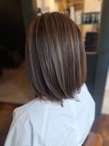 ローレン(LOREM)&nbsp;デザインカラーマットハイライト×ミディアム9.26