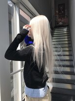 イル 天神西通り店(ill)&nbsp;ホワイトカラー