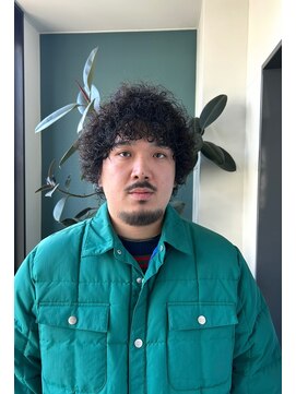 ビハインドザカーテン(BEHIND THE CURTAIN) 【外国人風癖毛パーマ】プードルパーマ