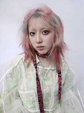 原宿/ウルフカット レイヤー デザインカラー ルーツカラー 