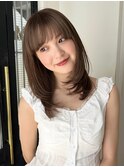 纏まりと動きの出るレイヤーと透明感のあるベージュカラー