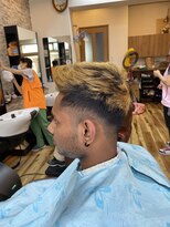 ヘアーサロン新華&nbsp;長めフェード