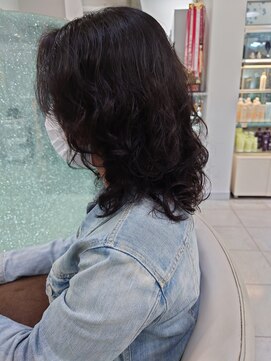 クオーター(QUARTER) ミディアムレイヤー