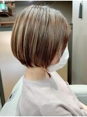ナチュラルショートボブ