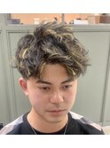 アップバングショート×ハイライト