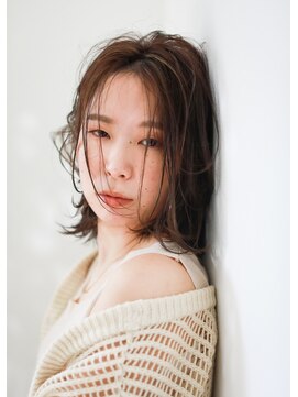 レナータヘアカロ(Renata hair Caro) ナチュラル