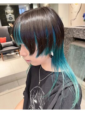 ピカイチ 上通店(pikA icHi) ウルフカット×アンブレラカラー