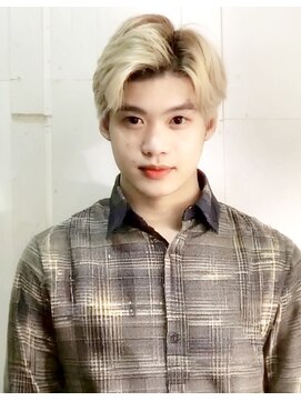 ミスグランディーヴィラス(Miss Grandee VILLAS) 福岡北九州モテ髪メンズブリーチ