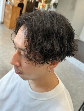 フゥ 宇都宮(FeU) 波巻きパーマツイストスパイラルパーマメンズマッシュパーマ