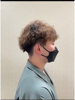 美容室 メザミー MESAMIES メンズ 刈り上げ無造作スパイラルパーマ ブラウン