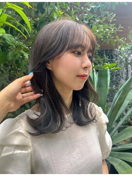 インビテーション(invitation) ラベンダーベージュ