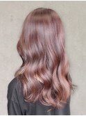 20代30代ダブルカラーシアーピンクロングヘアー