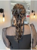ローポニー / ツイン編みおろし / ヘアアレンジ / ヘアセット