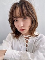 イメチェン/ホワイトブロンド/外ハネボブ/ワイドバング/表参道