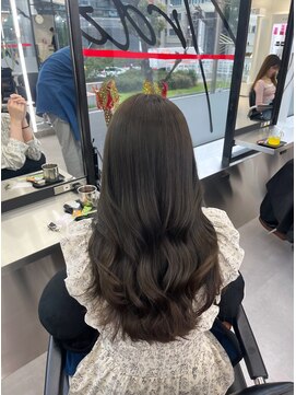 アルドーレフィエロ シンサイバシ(Ardore fiero shinsaibashi) 赤みを抑える！オリーブグレージュ★