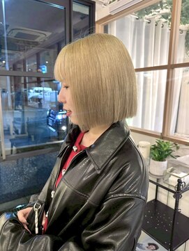 マッシュ グランバーズ 布施(MASHU GRANDVASE) 【東大阪布施】ハイトーン×切りっぱなしボブ