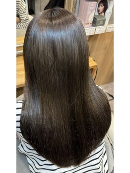 ラニ(Lani)の写真/丁寧なカウンセリングと厳選された薬剤、ダメージレス施術で『うるツヤ美髪』の自然なストレートを叶えます
