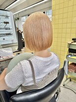 ヒビヲ(HIBIO)&nbsp;横浜ボブケアブリーチダブルカラータッセルボブ切りっぱなしボブ