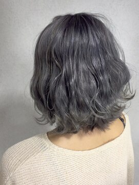 ヴァーブ(VAAB) ホワイトグレー