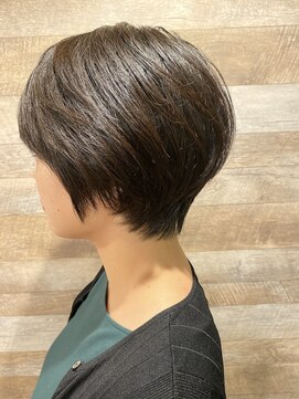 ヒンメリ(HIMMELI) 大人ショートボブ