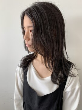 フィル(fil) ウルフレイヤー／グレージュ／イヤリングカラー