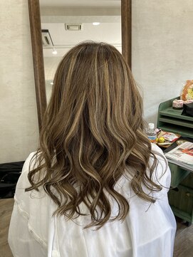 パペル(PAPEL) 大人女性似合わせカット+白髪ぼかしハイライト