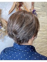 オラ ボーテ(Aura Beaute)&nbsp;20代30代40代大人かわいい オフィススタイル 白髪ぼかし