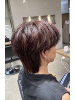 刈り上げなし流れて収まるカルマセンターパート