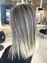 リア 近鉄八尾店(Lia)&nbsp;バレイヤージュ