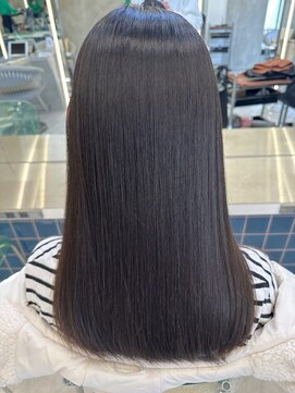 ロンドルーチェ 心斎橋(Lond luce) ダークアッシュ/ミディアムレイヤーカット［髪質改善/縮毛矯正］