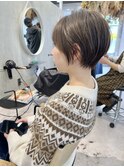 ショートボブ