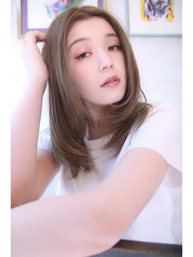 ブーケ(BOUQUET) 美肌見せカラー&丸顔カバーも！たっぷりレイヤーの今っぽミディ