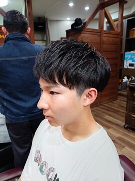 ラボーテイサミヘアーイースト(La.beaut'e ISAMI HAIR EAST) ダークアッシュカルマパーマベリーショート〈理容室〉東浦和