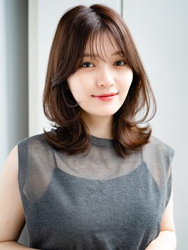 エインアンリー 表参道(AIN.ANLY.) 薄めバングぱっつん前髪前髪流し前髪ロングレイヤーカットデジパ